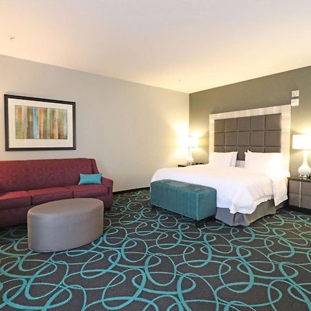 Hampton Inn Киърни Екстериор снимка