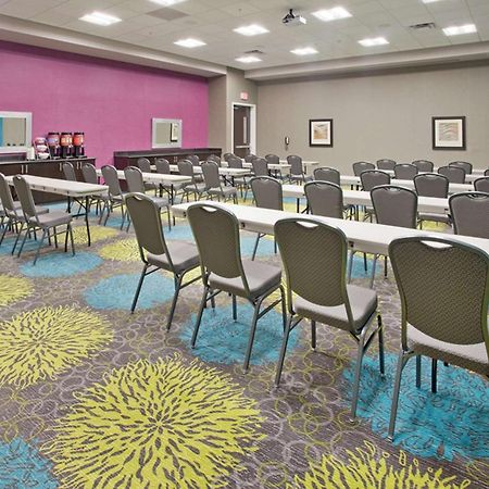Hampton Inn Киърни Екстериор снимка