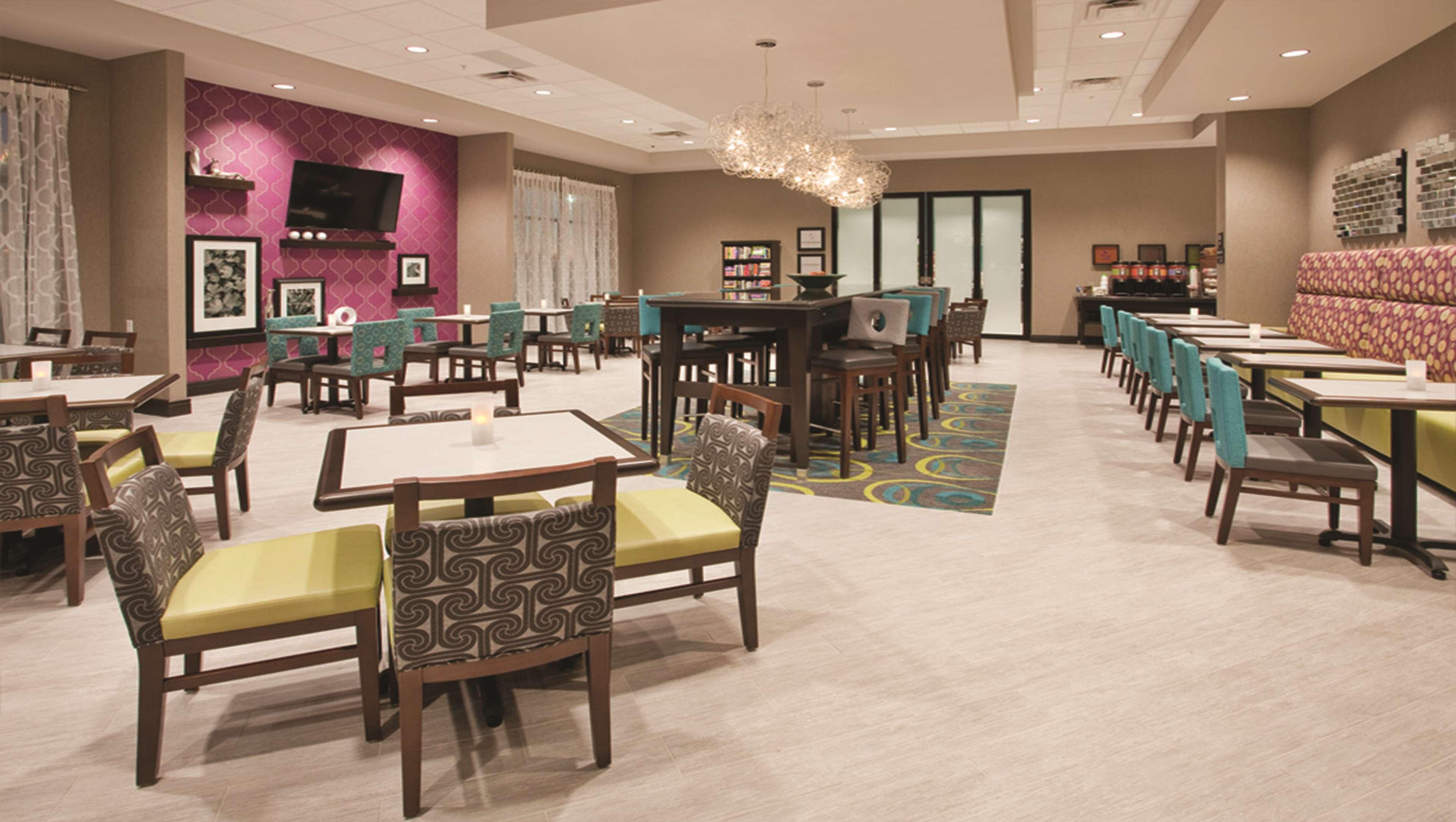 Hampton Inn Киърни Екстериор снимка