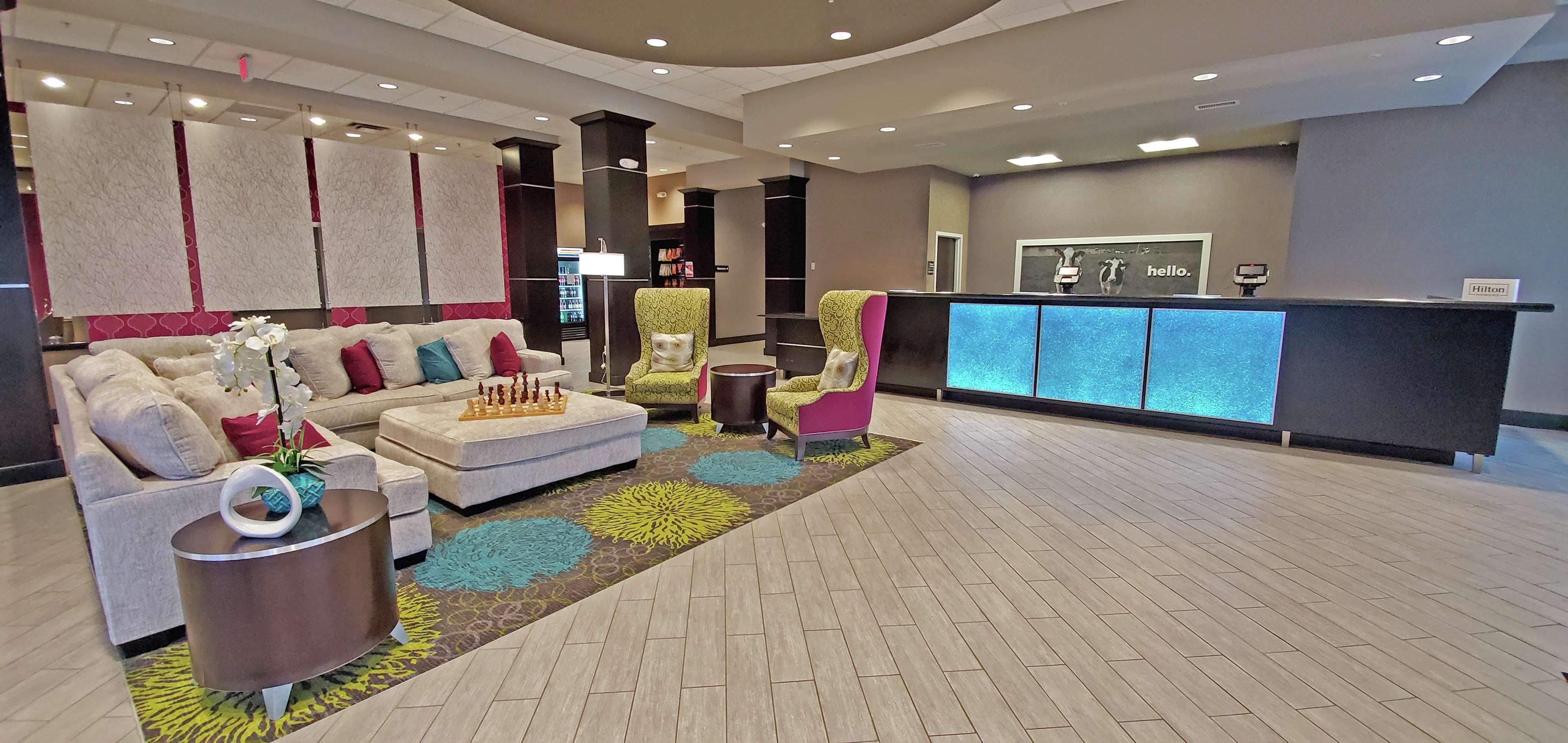 Hampton Inn Киърни Екстериор снимка
