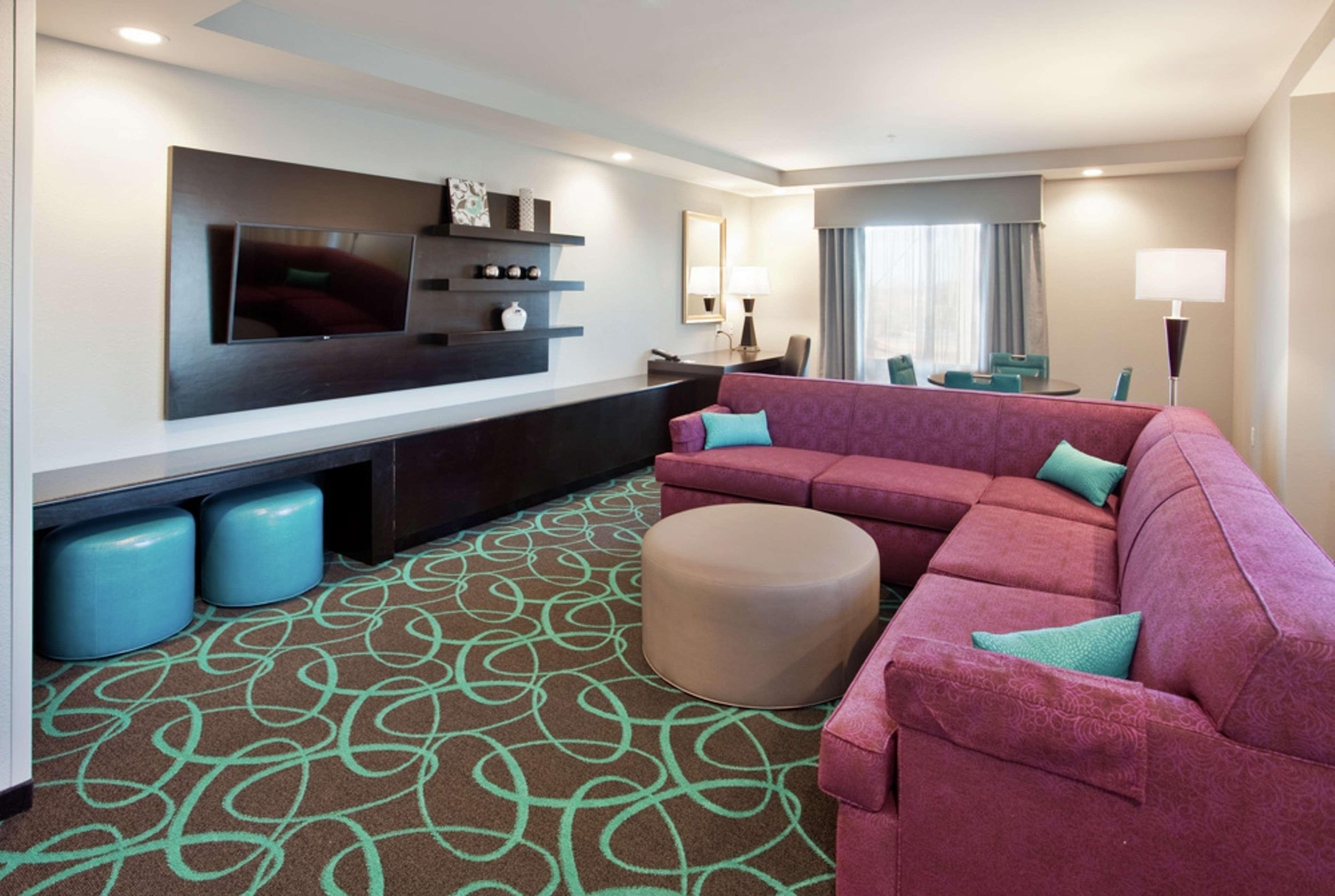 Hampton Inn Киърни Екстериор снимка