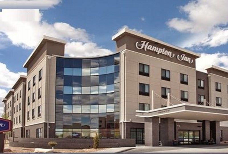 Hampton Inn Киърни Екстериор снимка