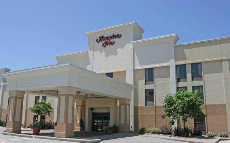 Hampton Inn Киърни Екстериор снимка
